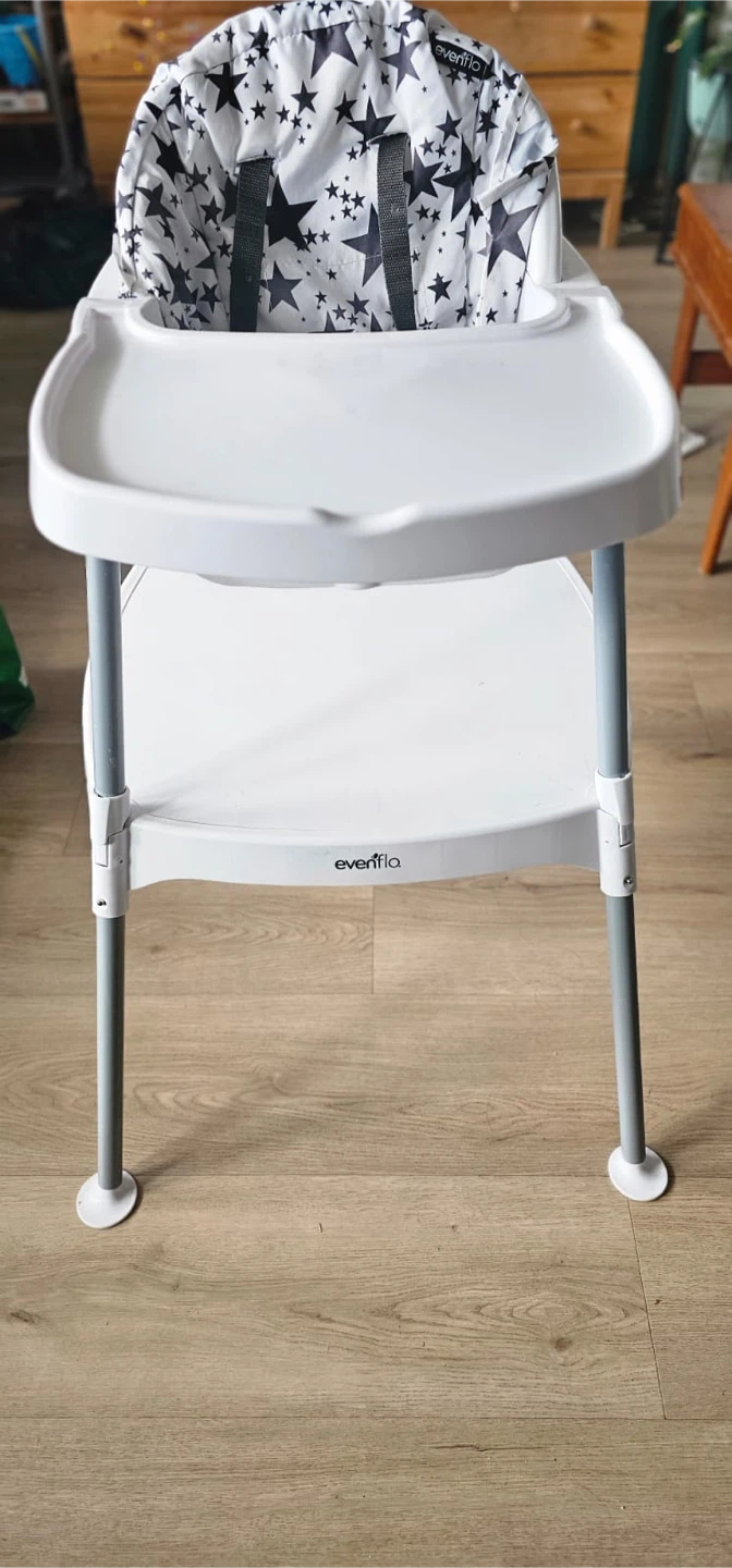 Evenflo 4-in-1 Eat & Grow Convertible High Chair
