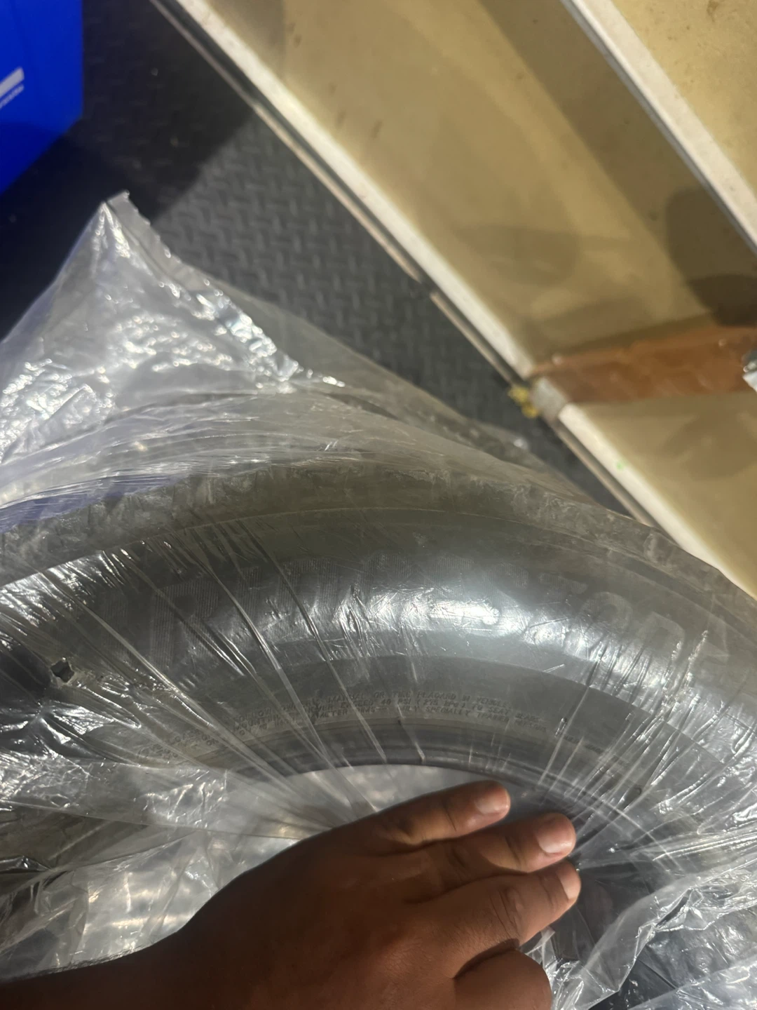 Set of 195/65R15 Tires - photo 2