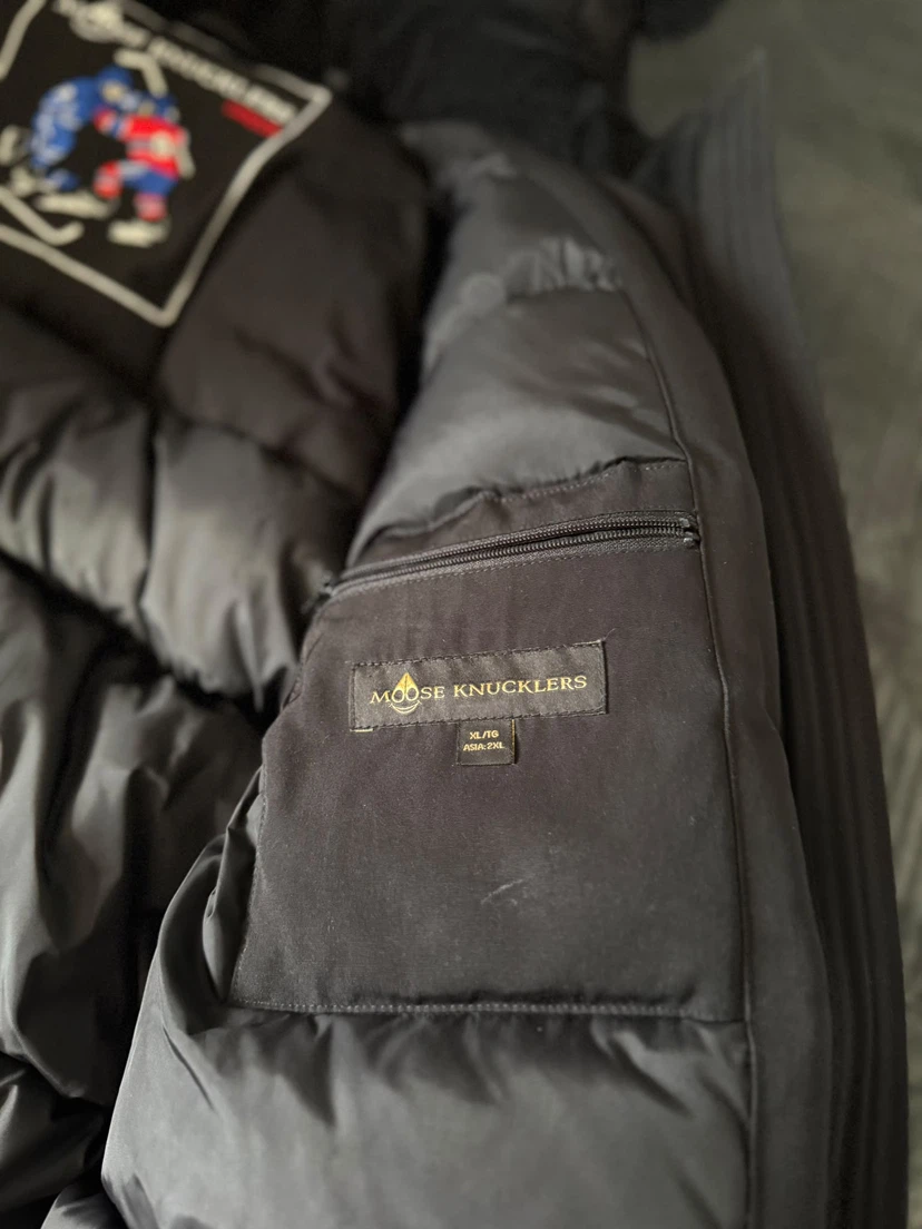 Moose Knuckles Unisex Gold Bomber - photo 3