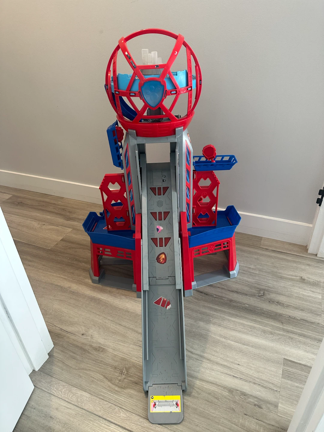 PAW Patrol: The Movie Ultimate City Tower – 3FT Tall - photo 2