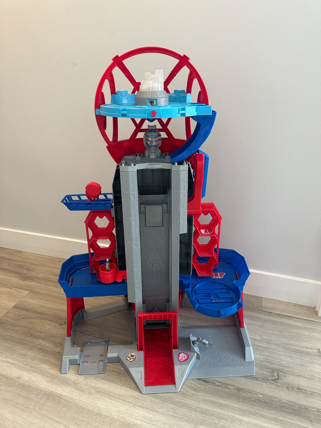 PAW Patrol: The Movie Ultimate City Tower – 3FT Tall - photo 3