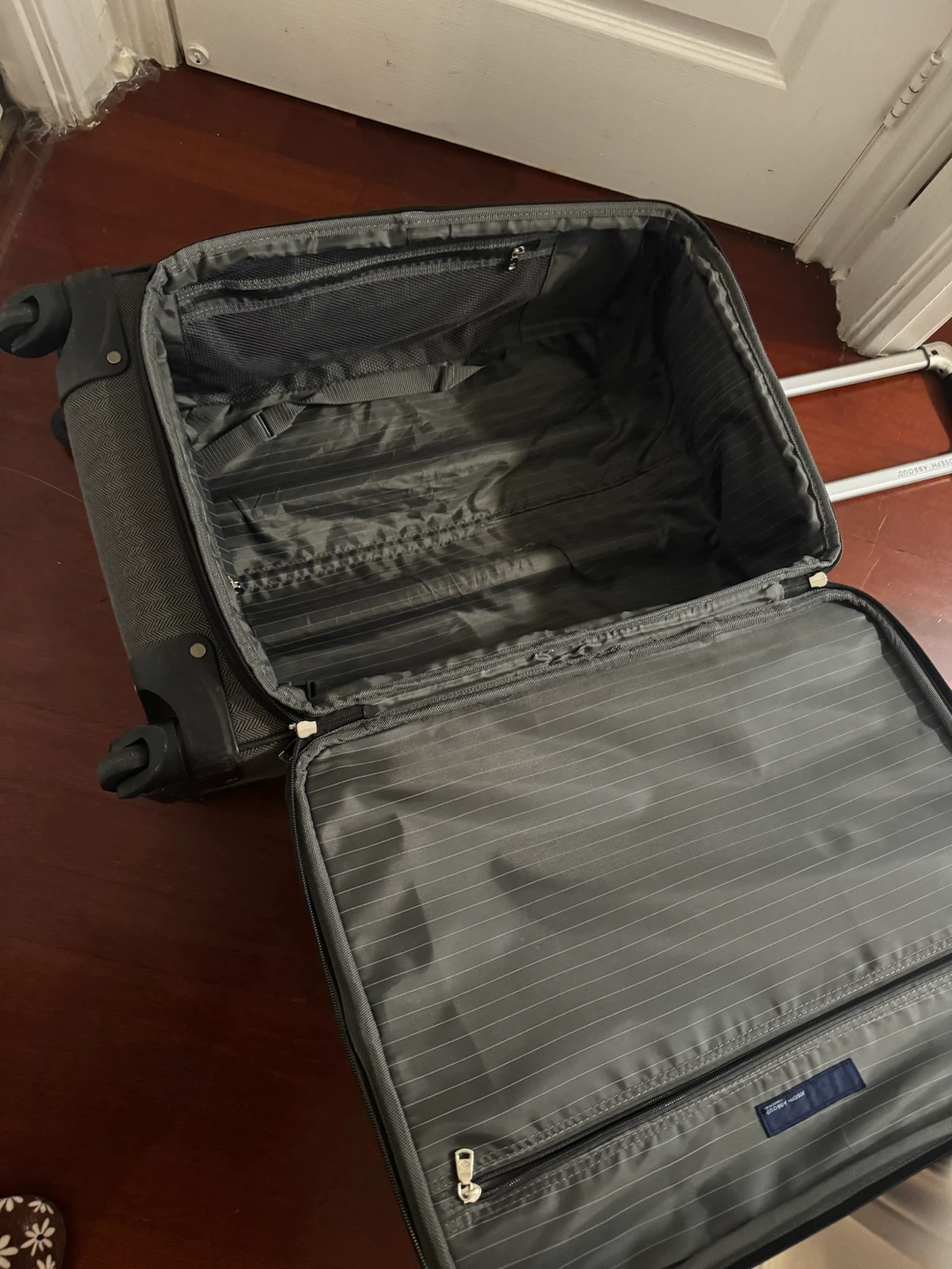 Joseph Abboud Carry-on Luggage - photo 4