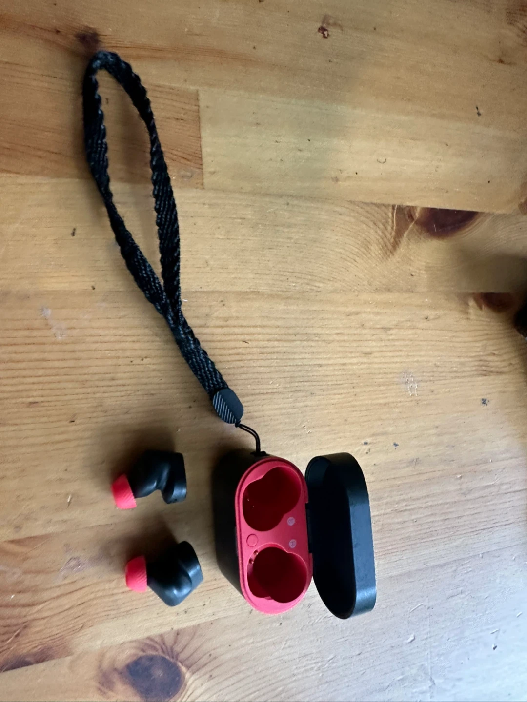 Philips Wireless Earbuds with Charging Case - photo 3