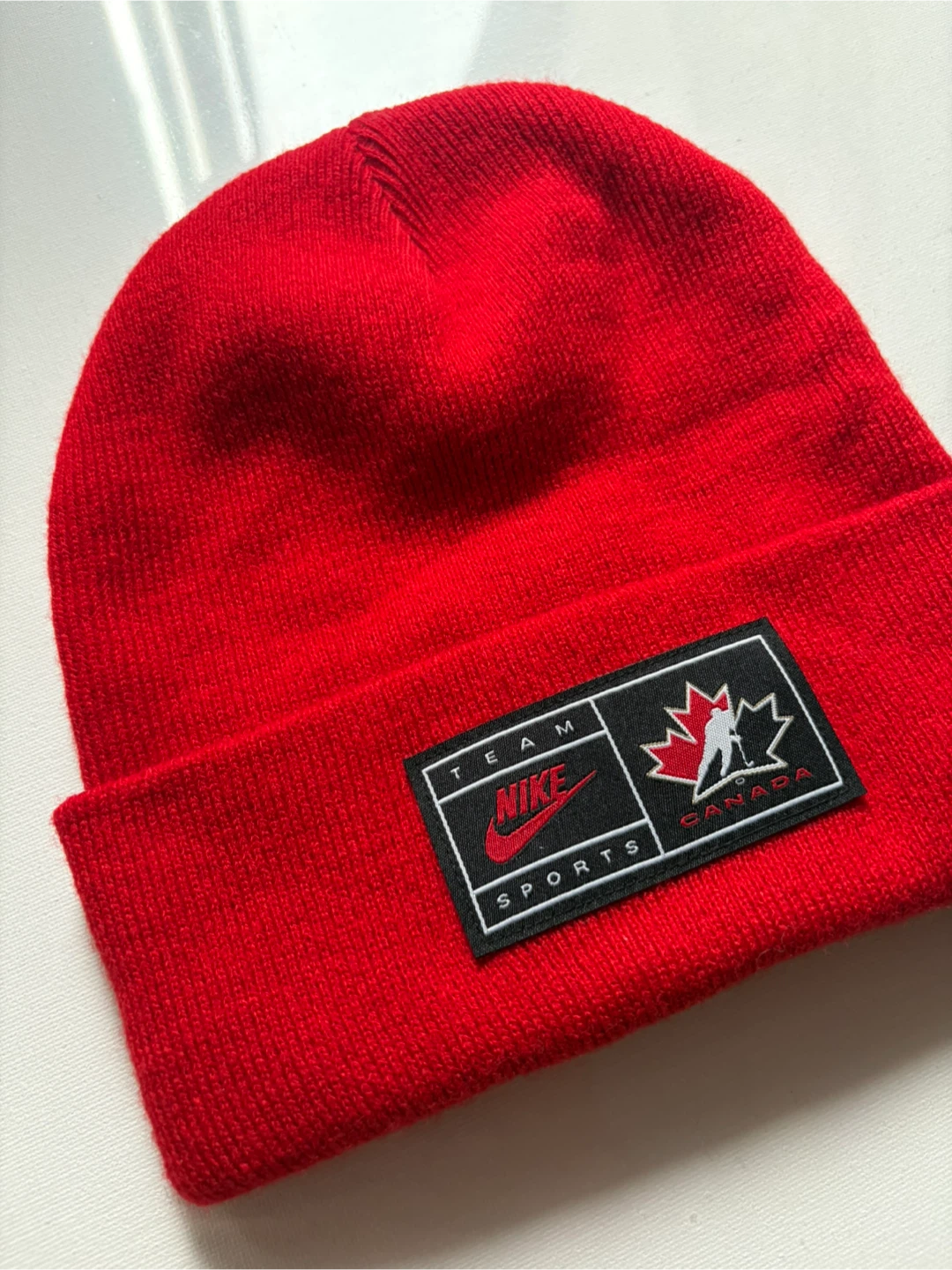 Team Canada Nike toque beanie hat hockey