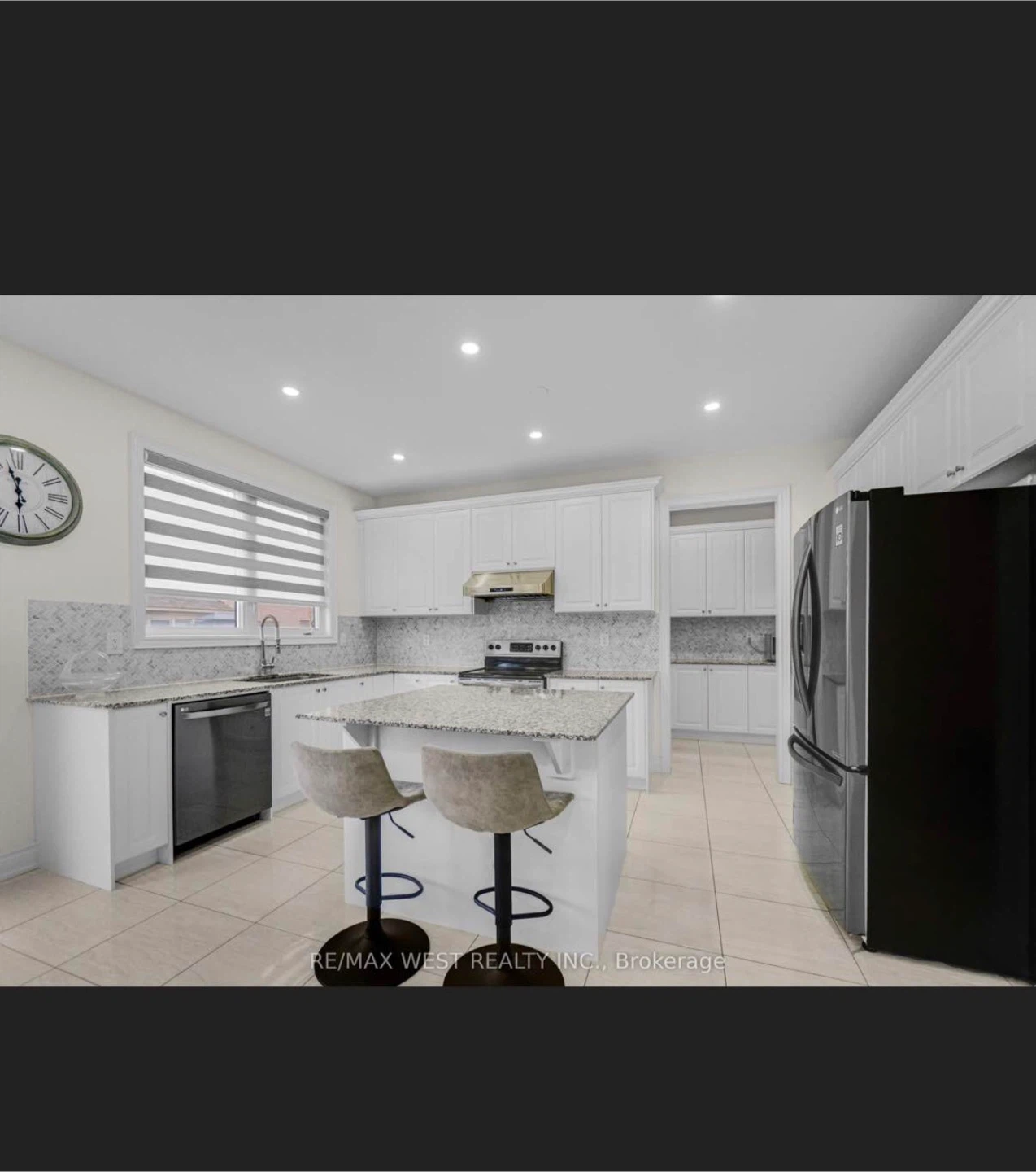 Private room with attached washroom - photo 4