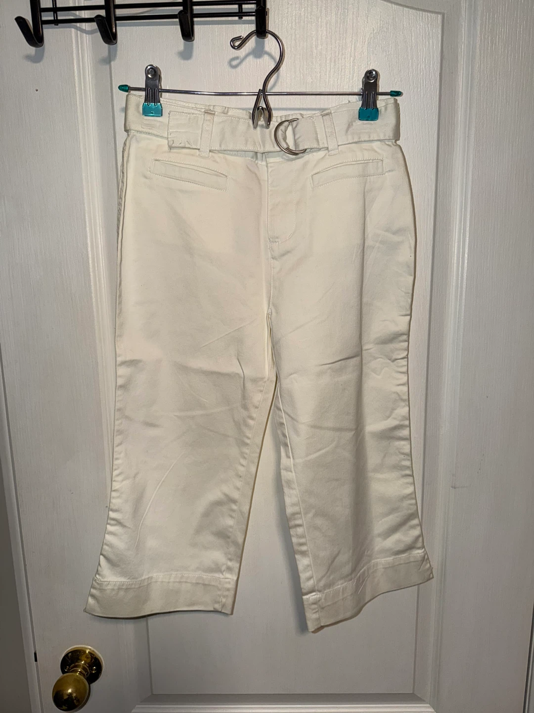 No Boundaries Arctic White Girls Capris Size 12