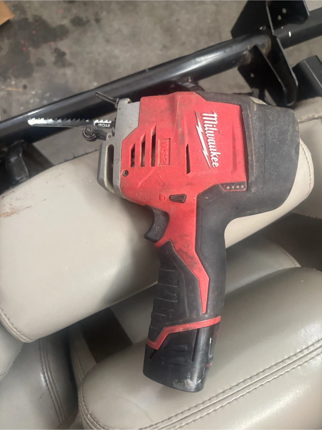 Milwaukee M12 Jig Saw - photo 3