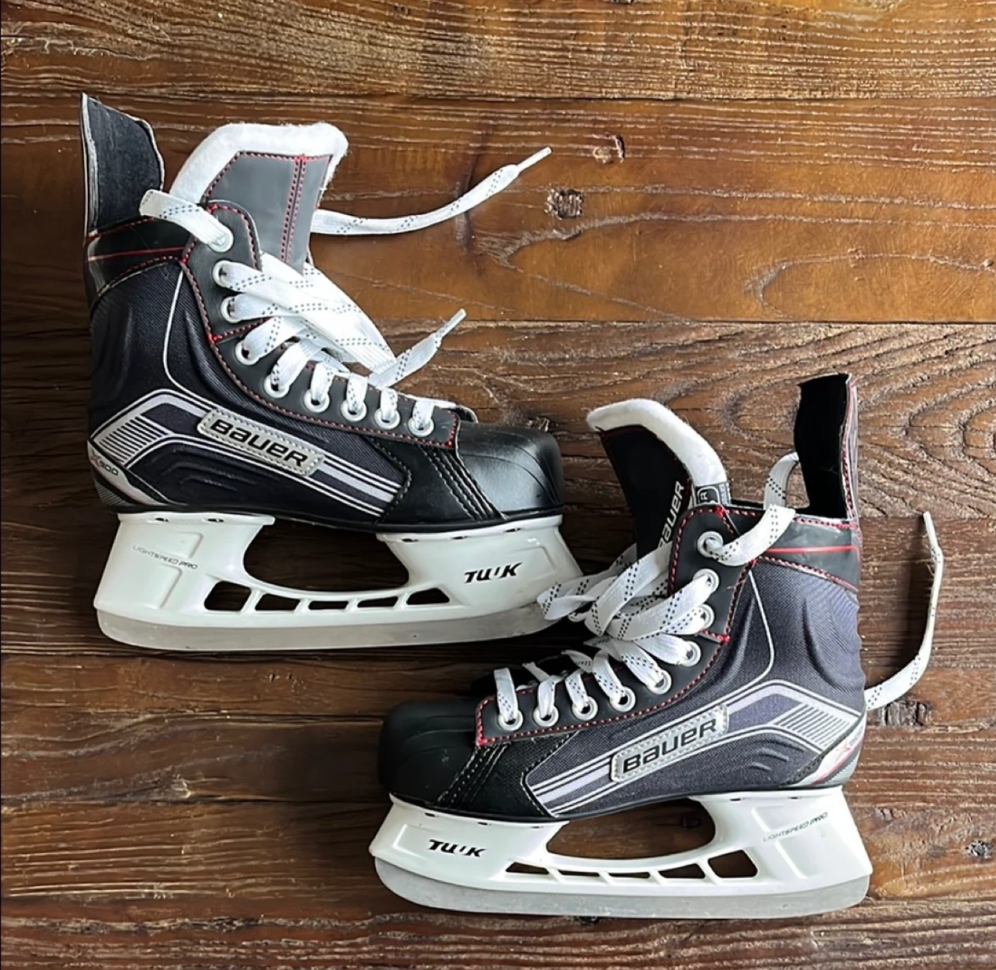 Bauer X300 Ice Hockey Skates