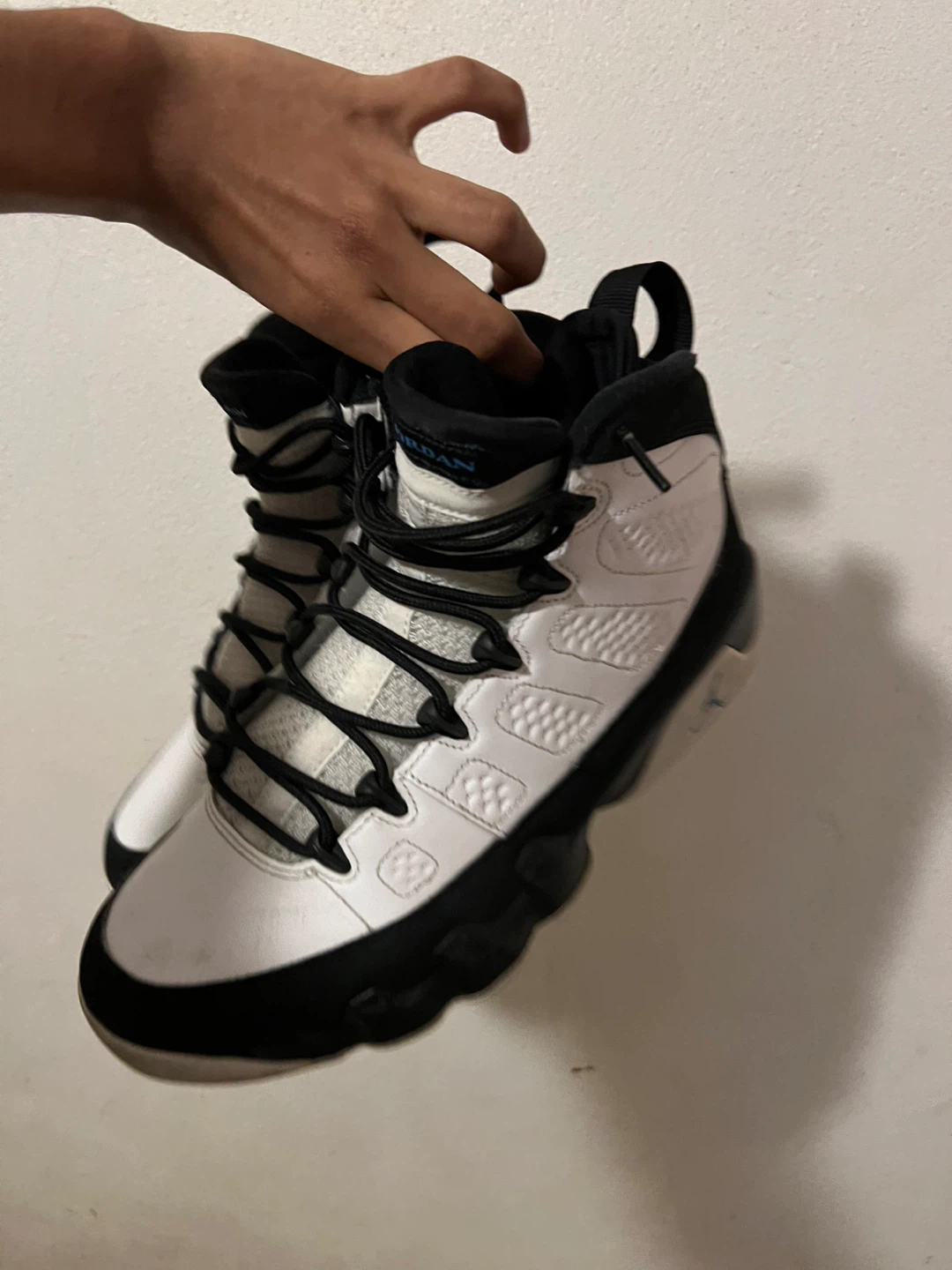 Air Jordan 9 Retro Sneakers - photo 3