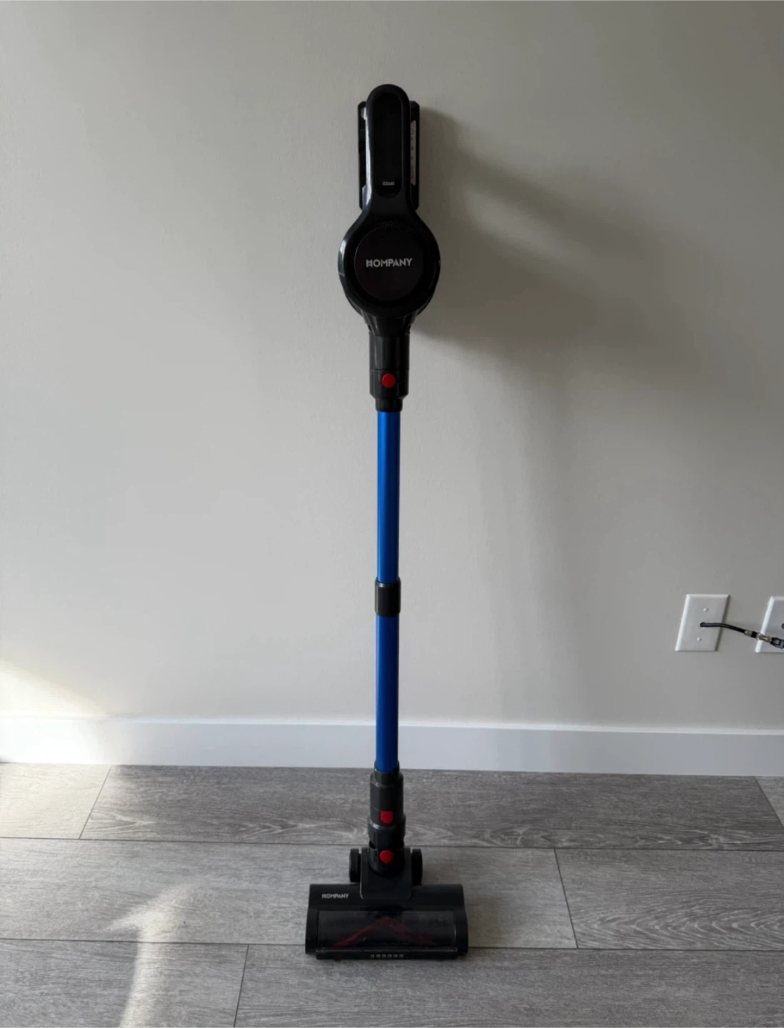 Black Bar Stool + HOMPANY H18 Cordless Stick Vacuum (No Charger) - photo 3