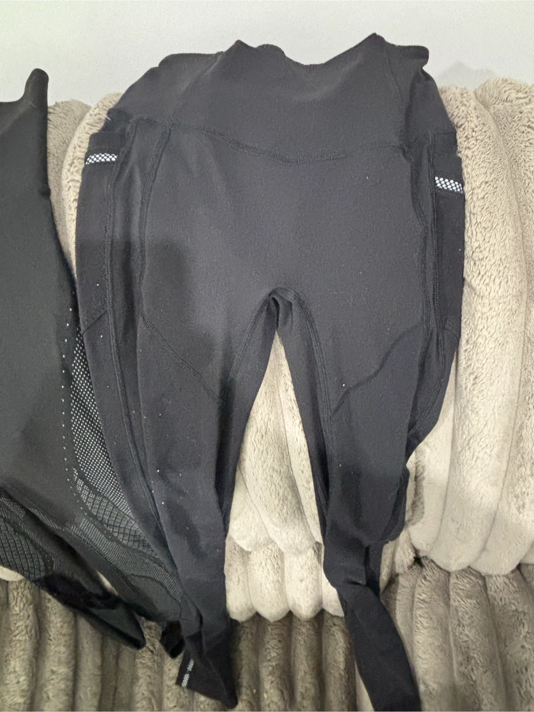 Two pairs of Lululemon leggings - photo 2