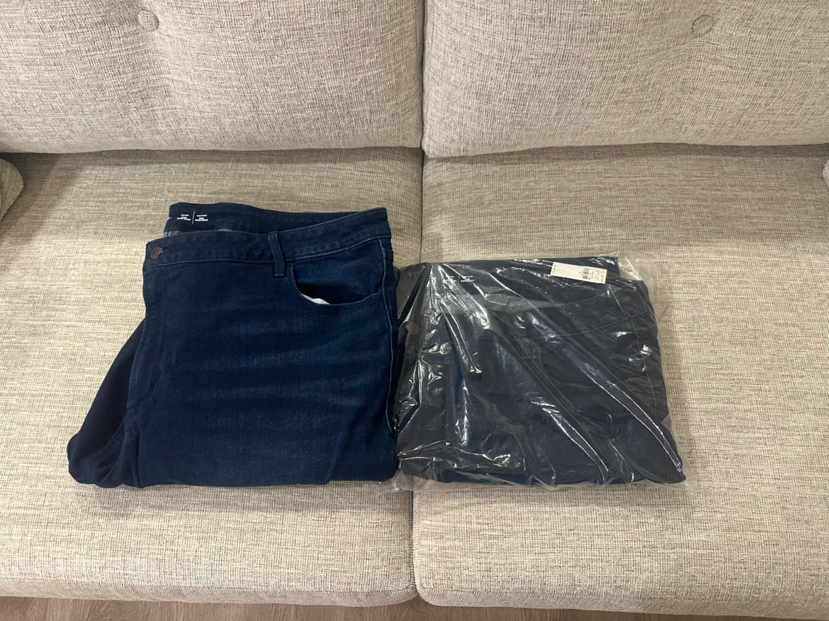 2 pairs of Old Navy Wow Super-Skinny High-Rise Jeans Size 24