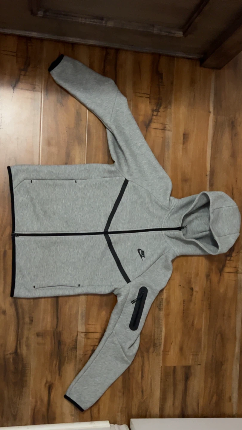 Grey Nike Tech
