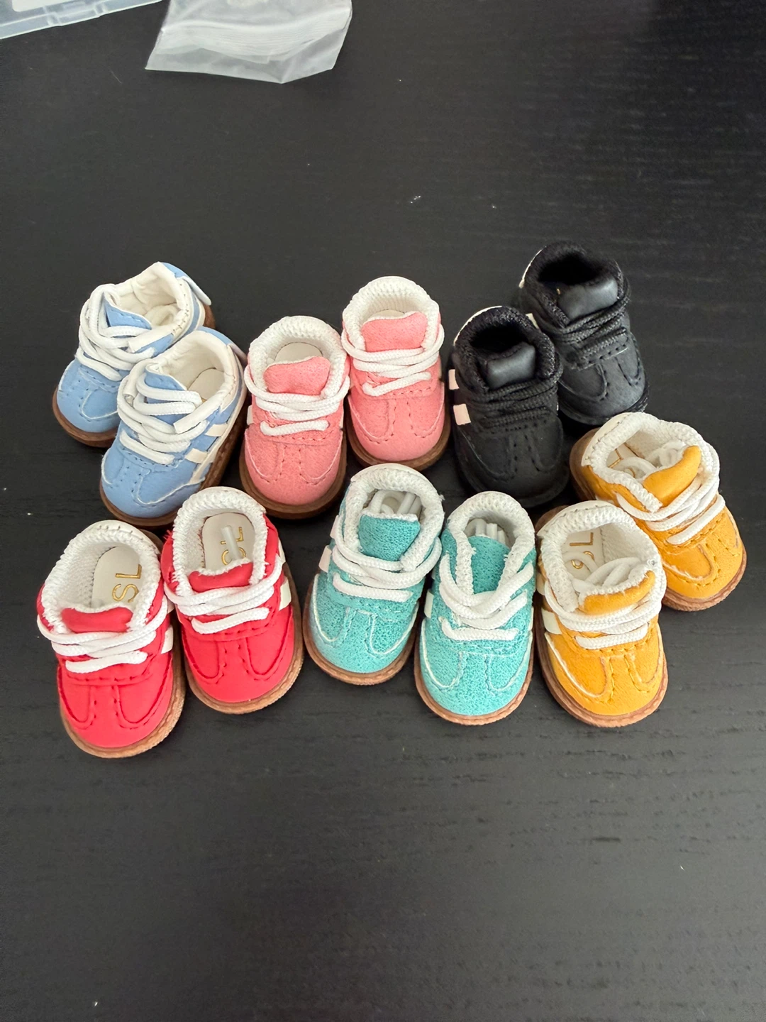 Labubu shoes Miniature Doll Sneakers bjd 1/6