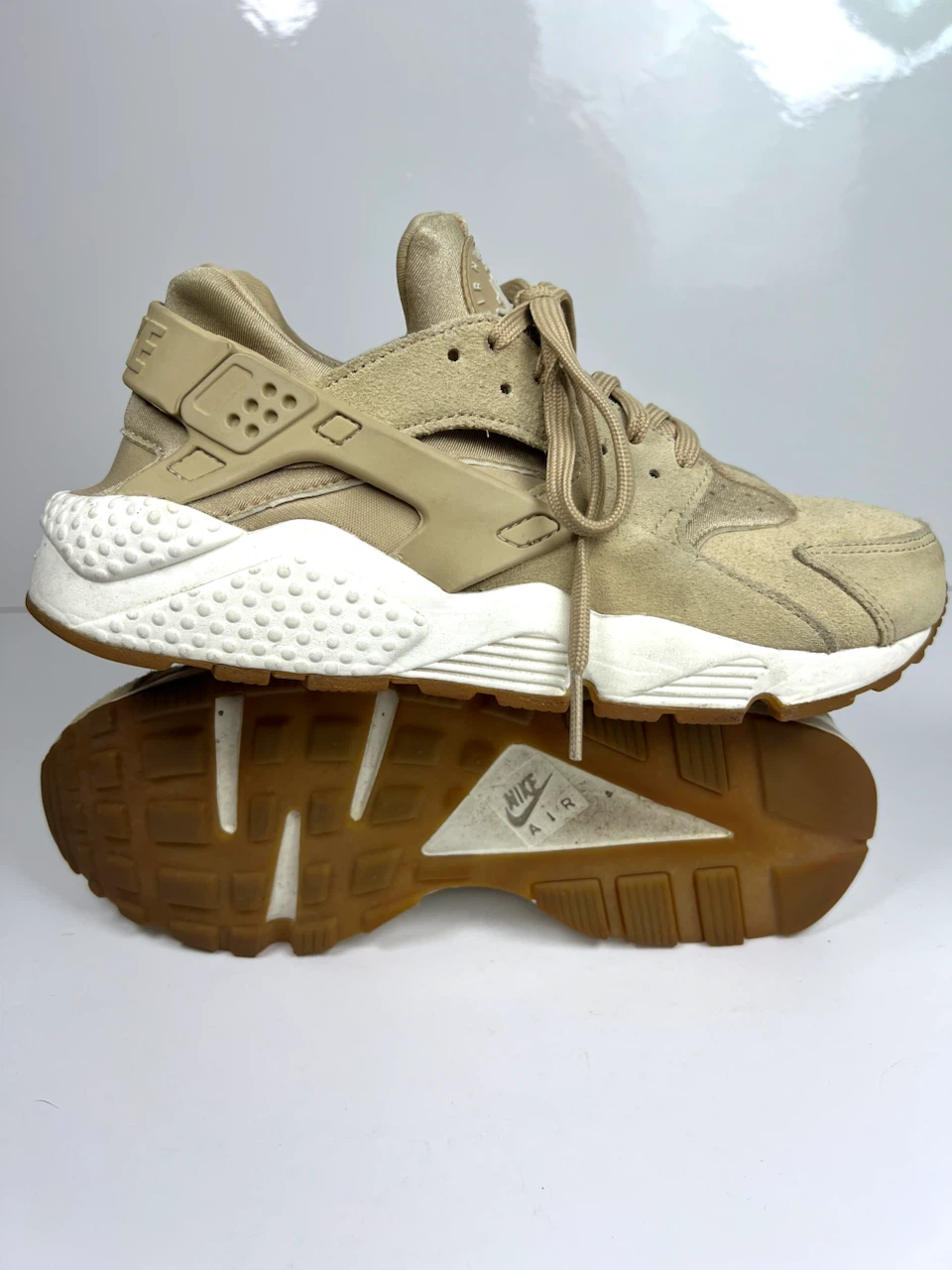 Nike Air Huarache Athletic Streetwear Shoes Women’s size 7.5/8.0 - photo 3