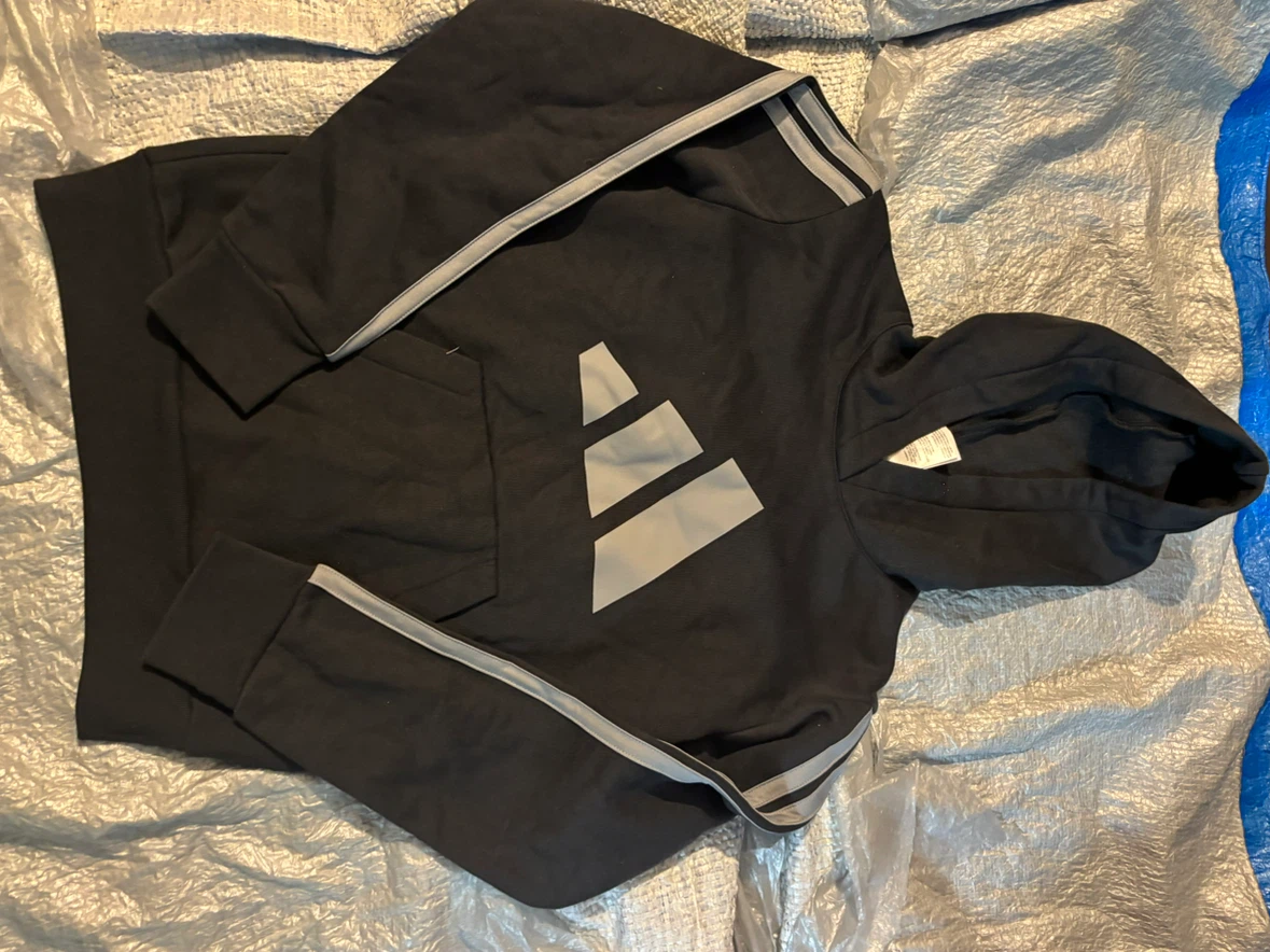 NWOT Adidas Black Youth Hoodie Size M 10/12