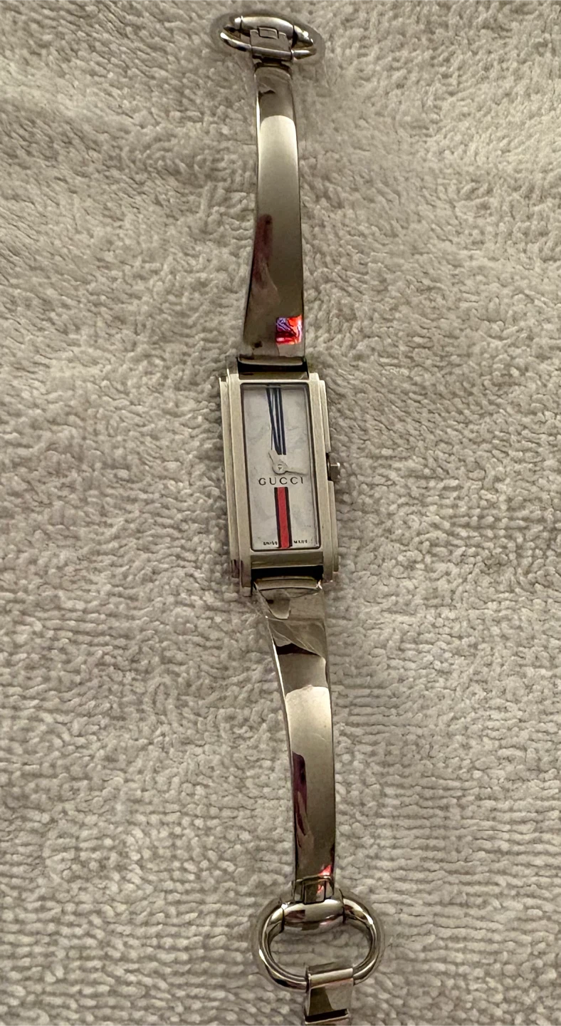 Gucci 109 Women's Bangle Watch - photo 2