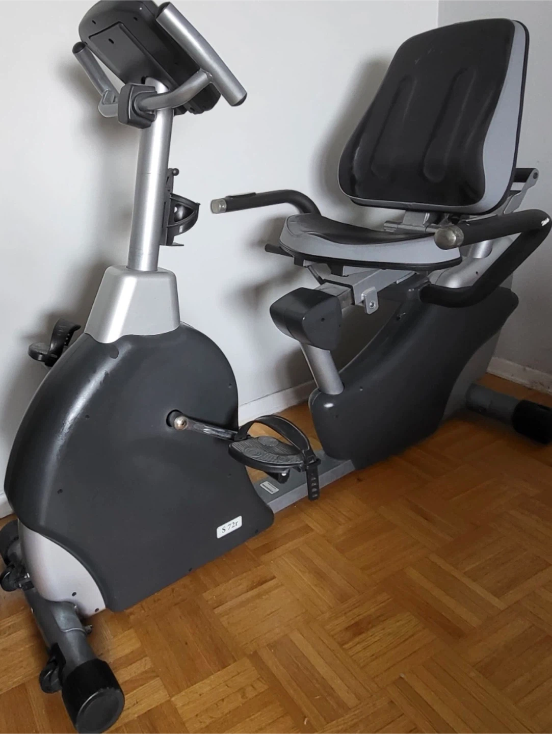 Lamar Fitness S72r Recumbent Exercise Bike