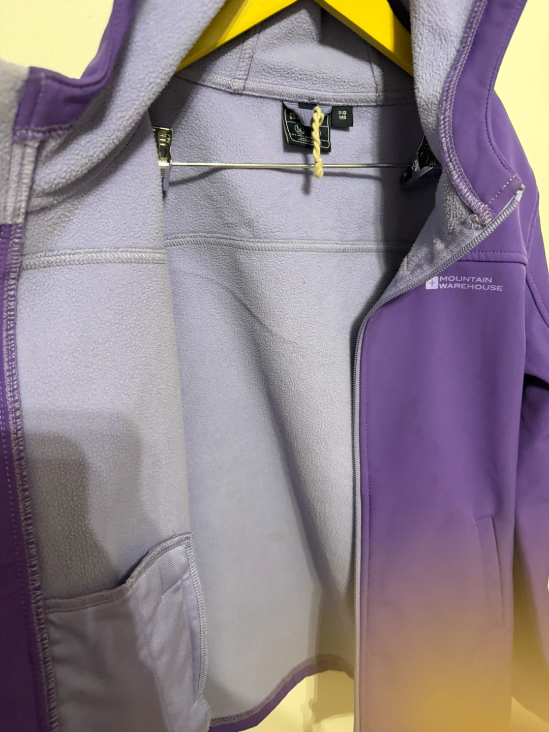 11/12 girls Mountain warehouse Rain/Fleece line jacket - photo 3