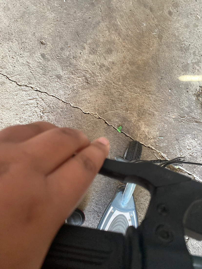 Razor Electric Scooter - photo 2