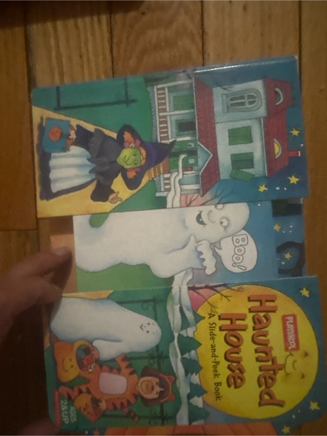 Set of 8 Halloween children's books - photo 4