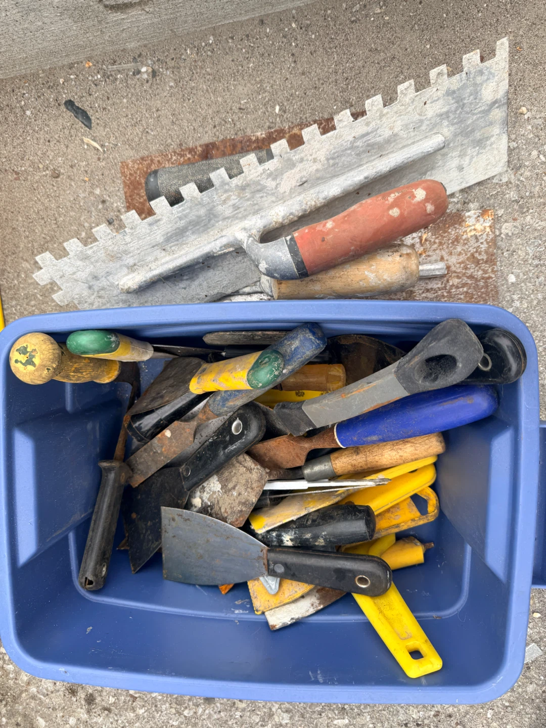 Large assortment of mixed hand and power tools - photo 5