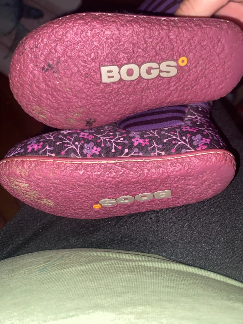 Bogs baby boots size 6 - photo 3