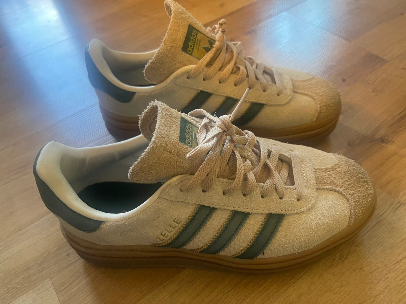 Adidas Gazelle Bold Shoes Sz US 6.5 - photo 2