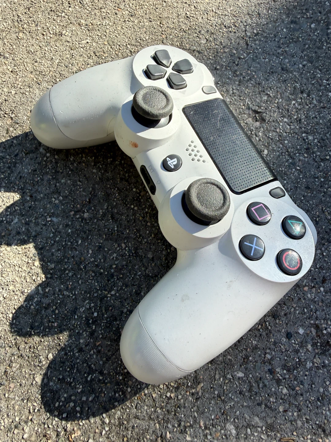 Sony PlayStation 4 DualShock 4 Wireless Controller - White