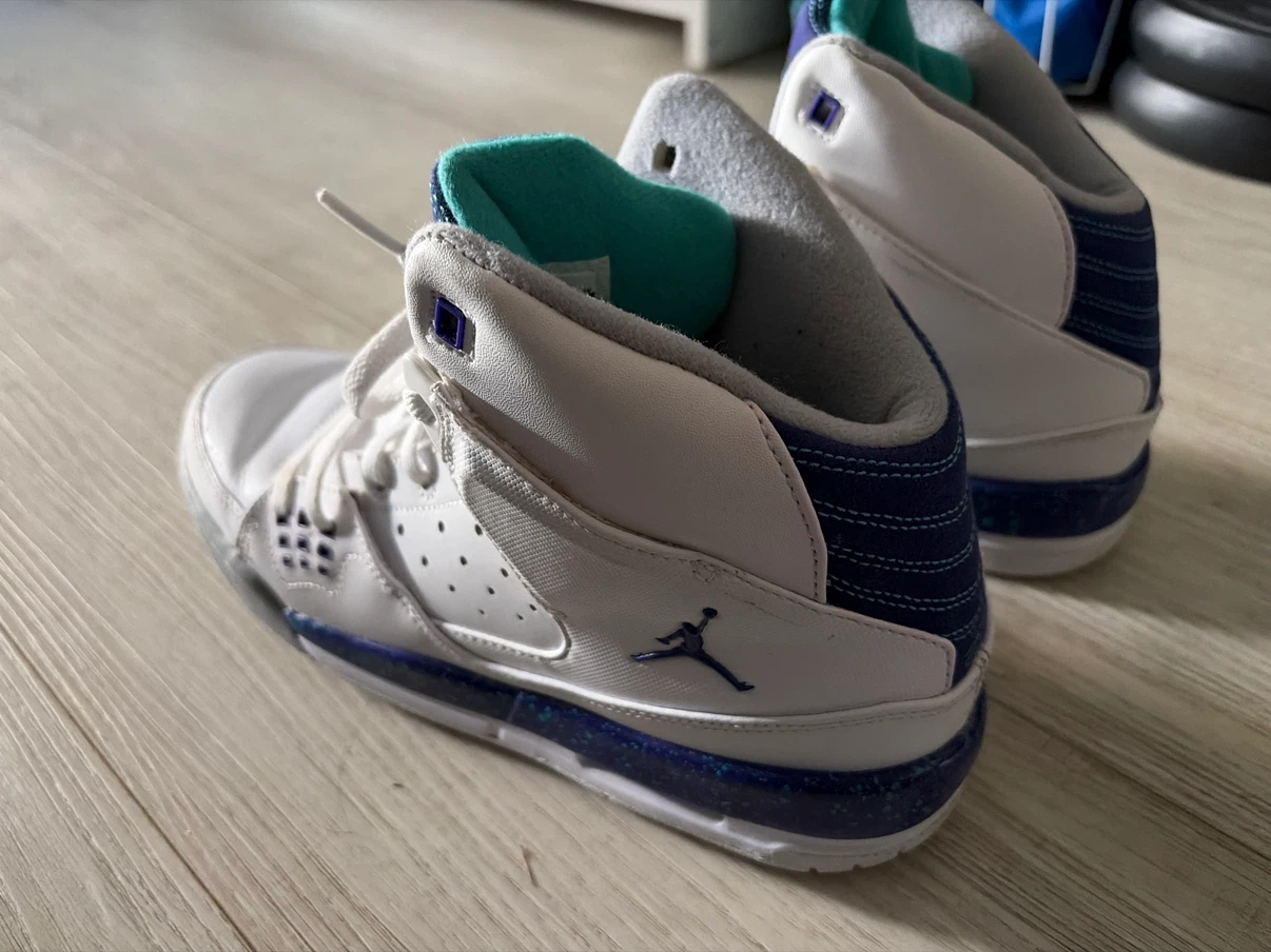 Jordan 538699-109 Youth Size 6.5Y - photo 4