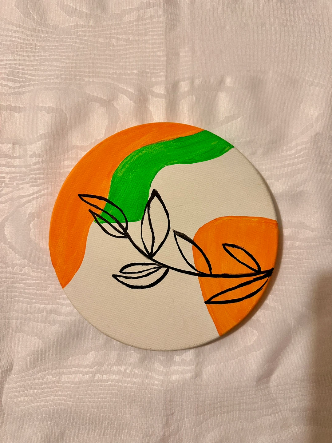 Set of 3 Hand-Painted Circular Canvases - photo 2