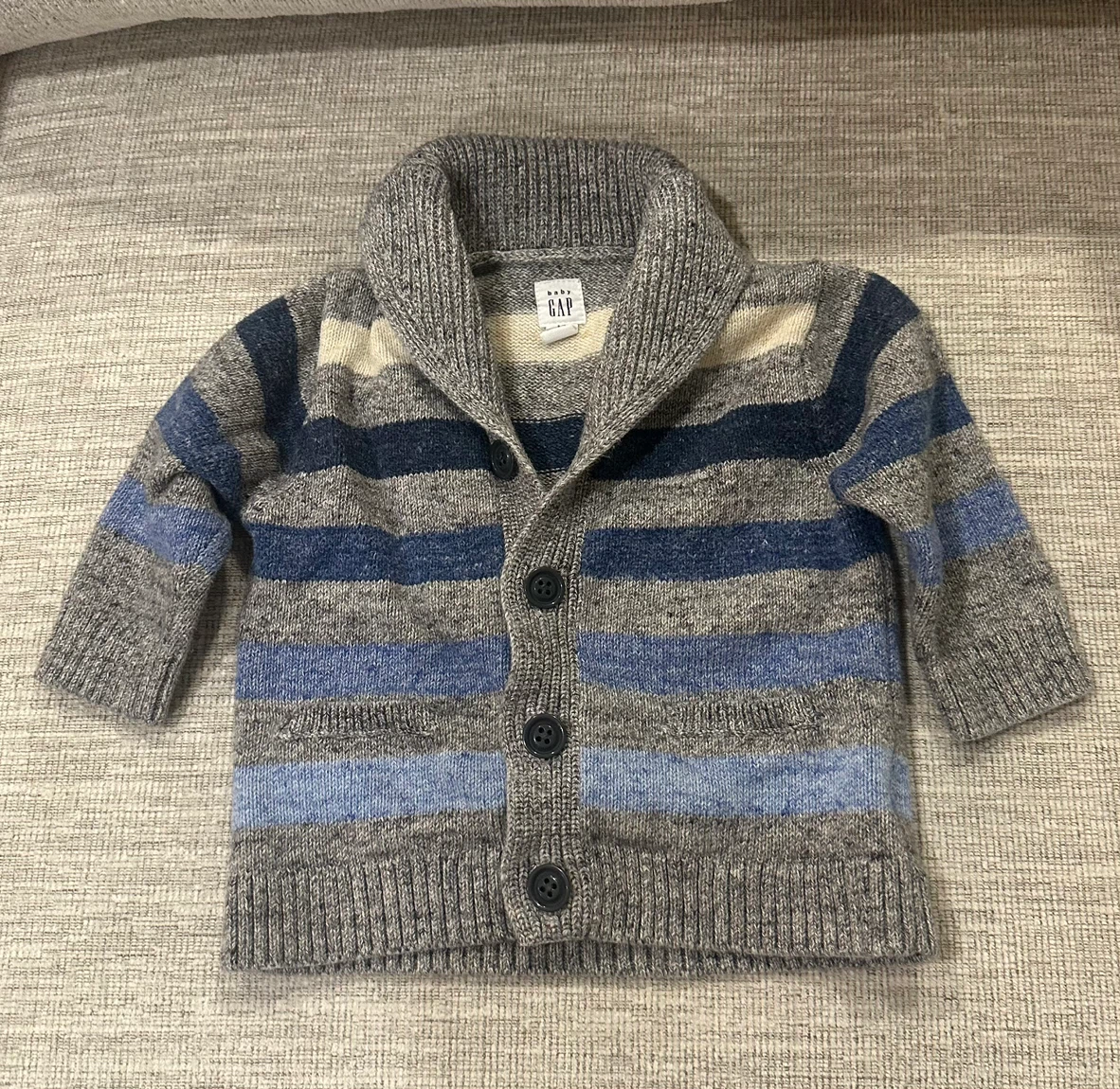 Baby clothing bundle, 6-12 months - photo 3