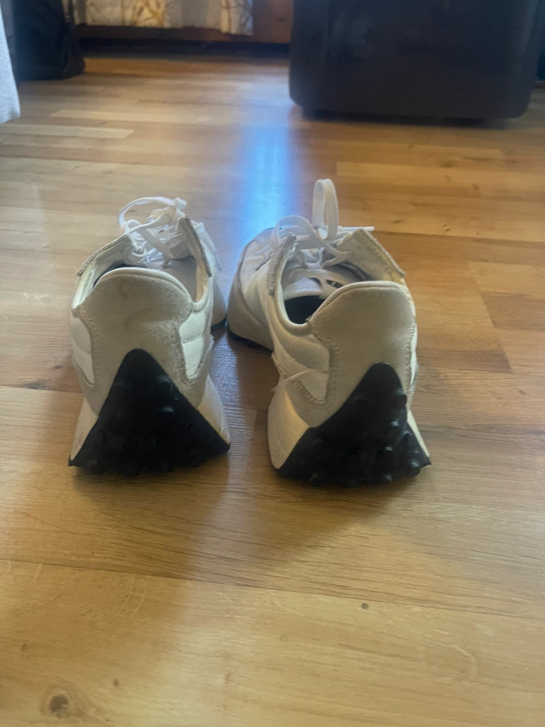 New Balance 327 White and Grey Sneakers US 7.5 - photo 3
