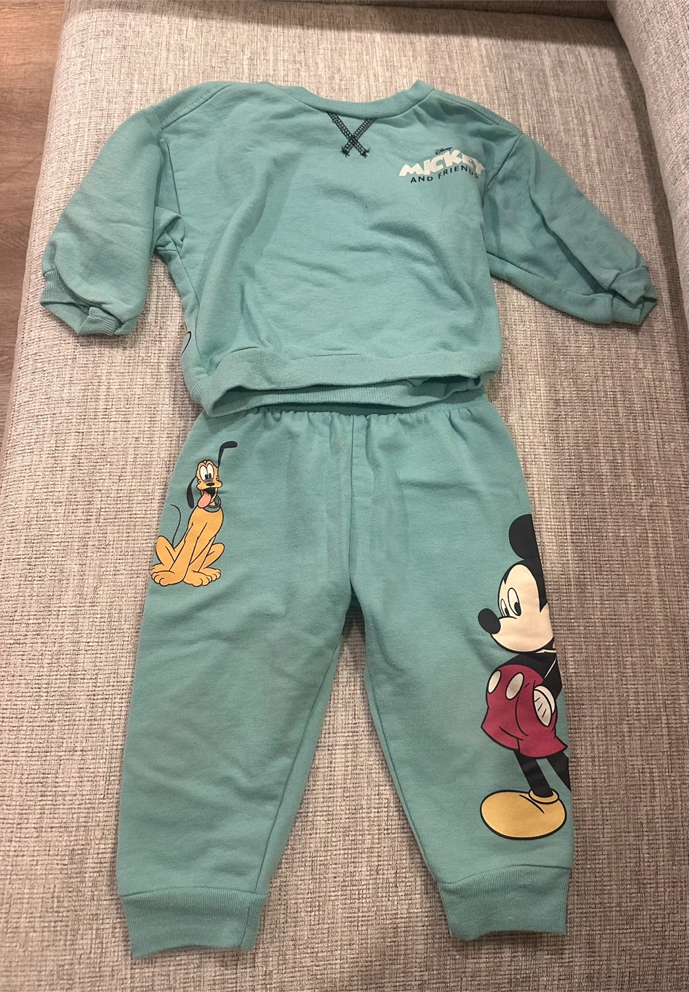 Set of 8 Matching Sweater and Pants Outfits