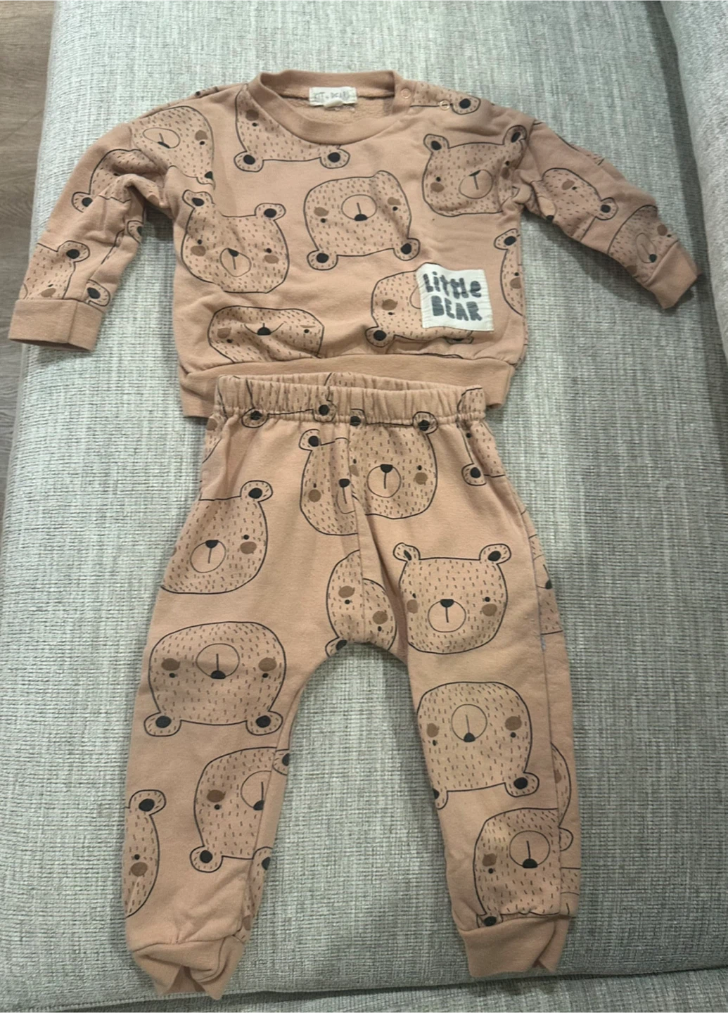 Set of 8 Matching Sweater and Pants Outfits - photo 5