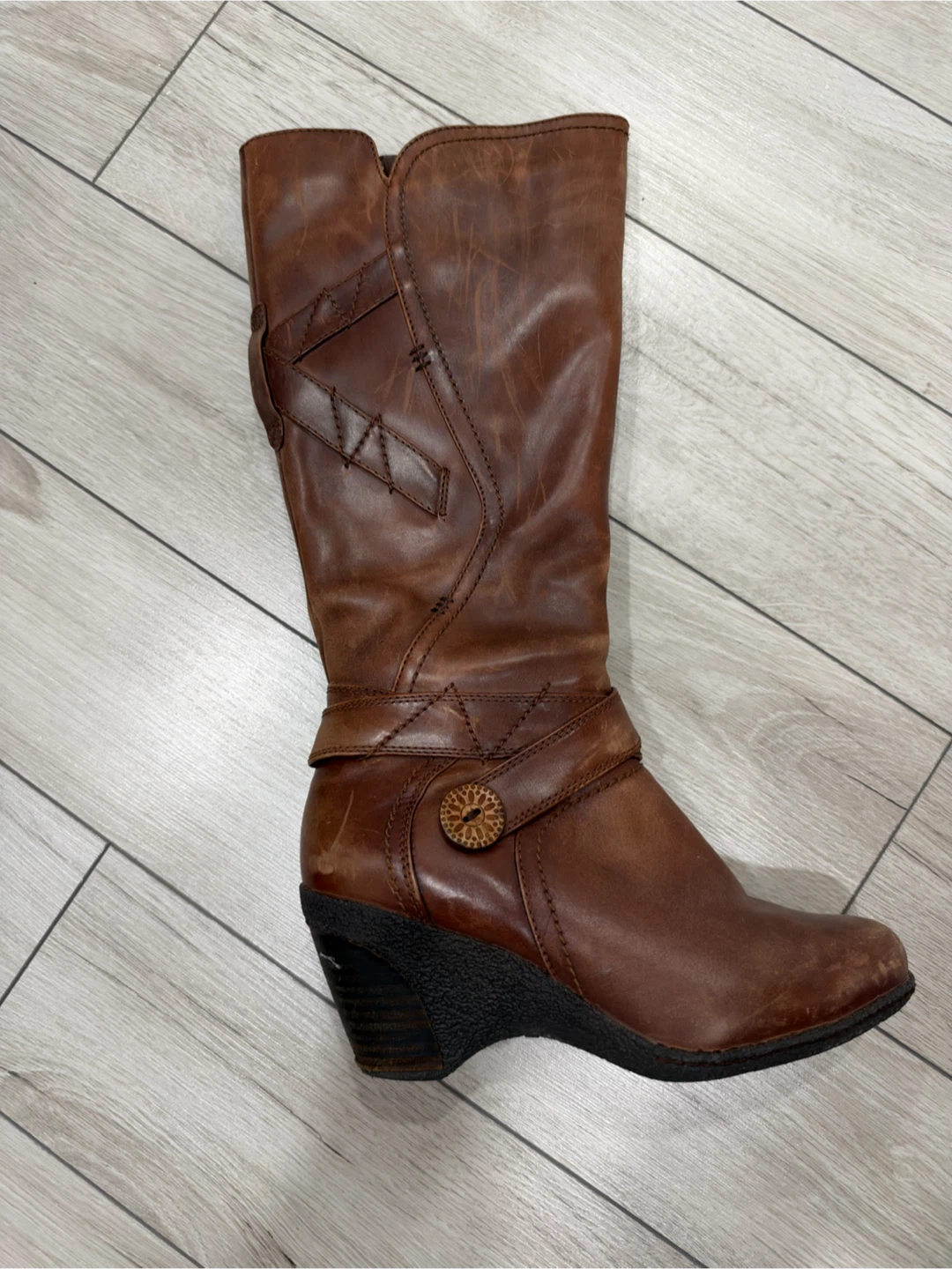 Blondo Brown Leather Wedge Boots