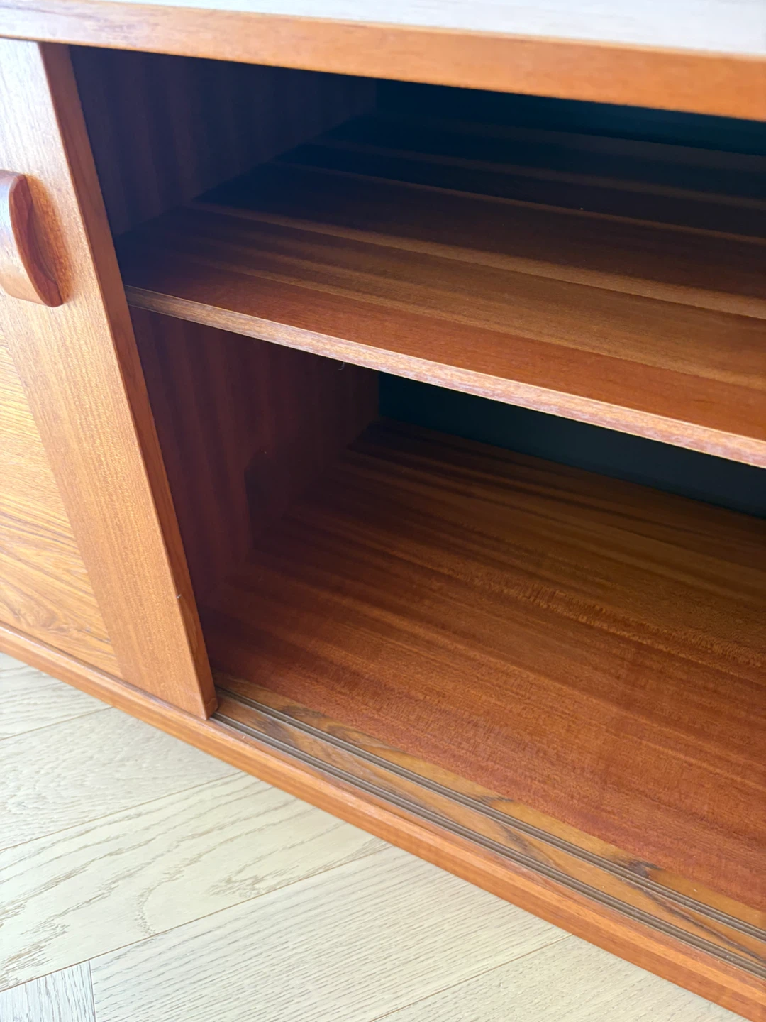 Mid-century Modern Teak Sliding Door Sideboard - photo 2