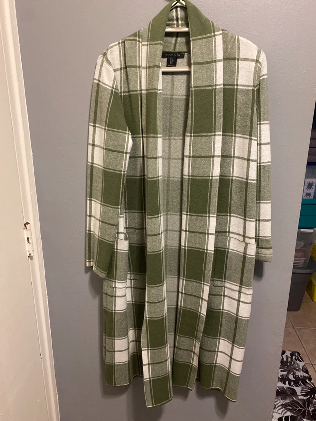 Ladies sweater