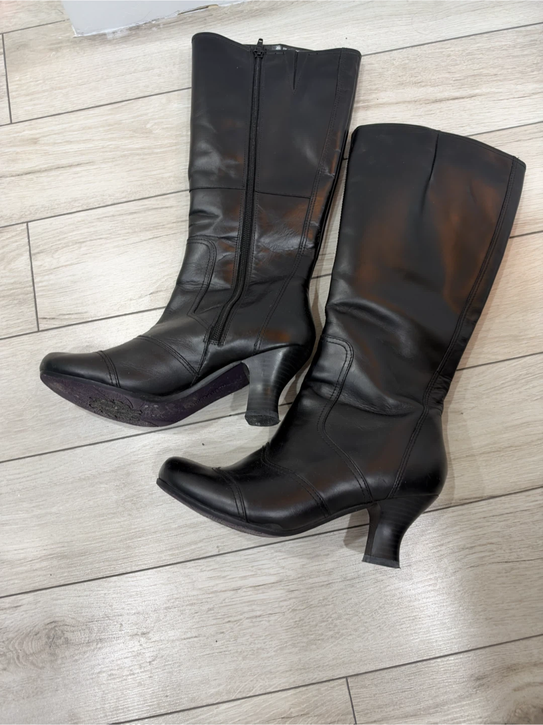 Black Leather Knee-High Boots - photo 2
