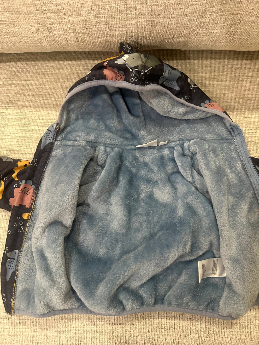 Toddler boy jacket and sweater bundle - photo 3