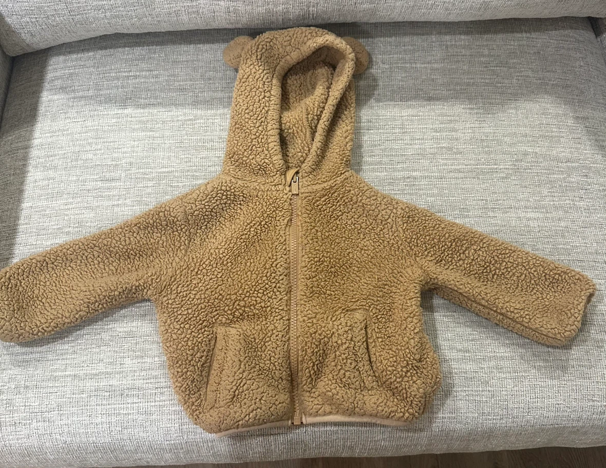 Toddler boy jacket and sweater bundle - photo 4