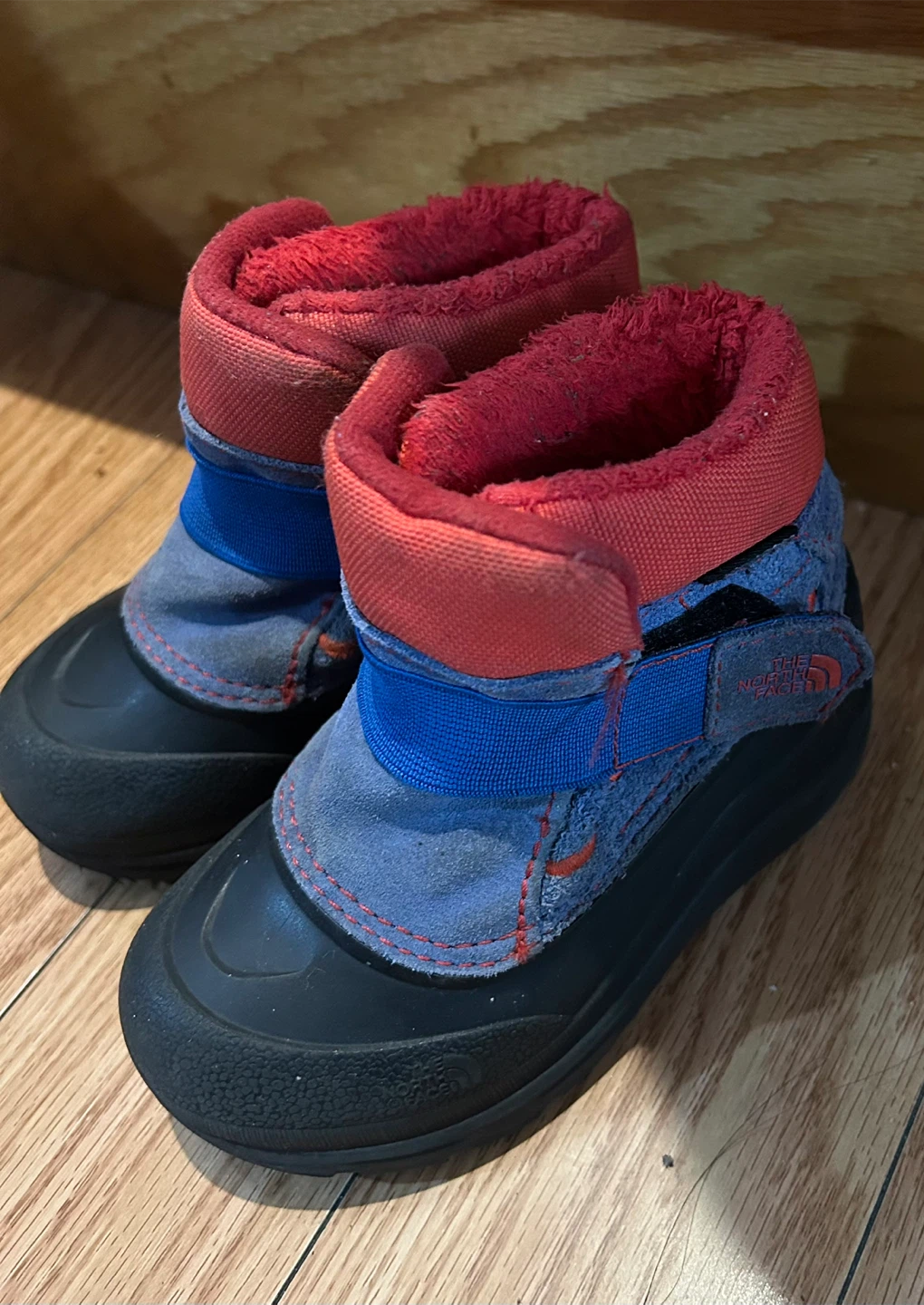 The North Face Toddler Winter Boots Size 8 - photo 2