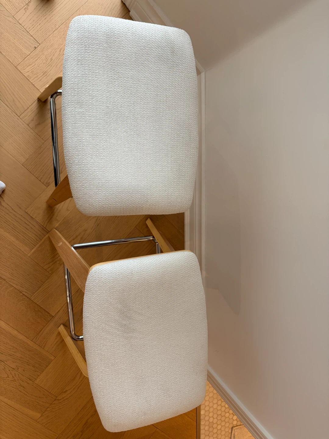 Set of Two Swivel Bar Stools white - photo 4
