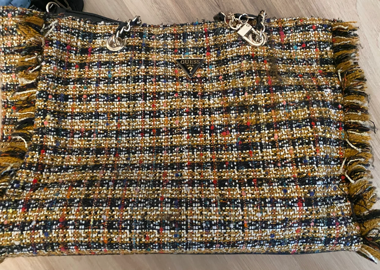 Guess Shoulder Bag