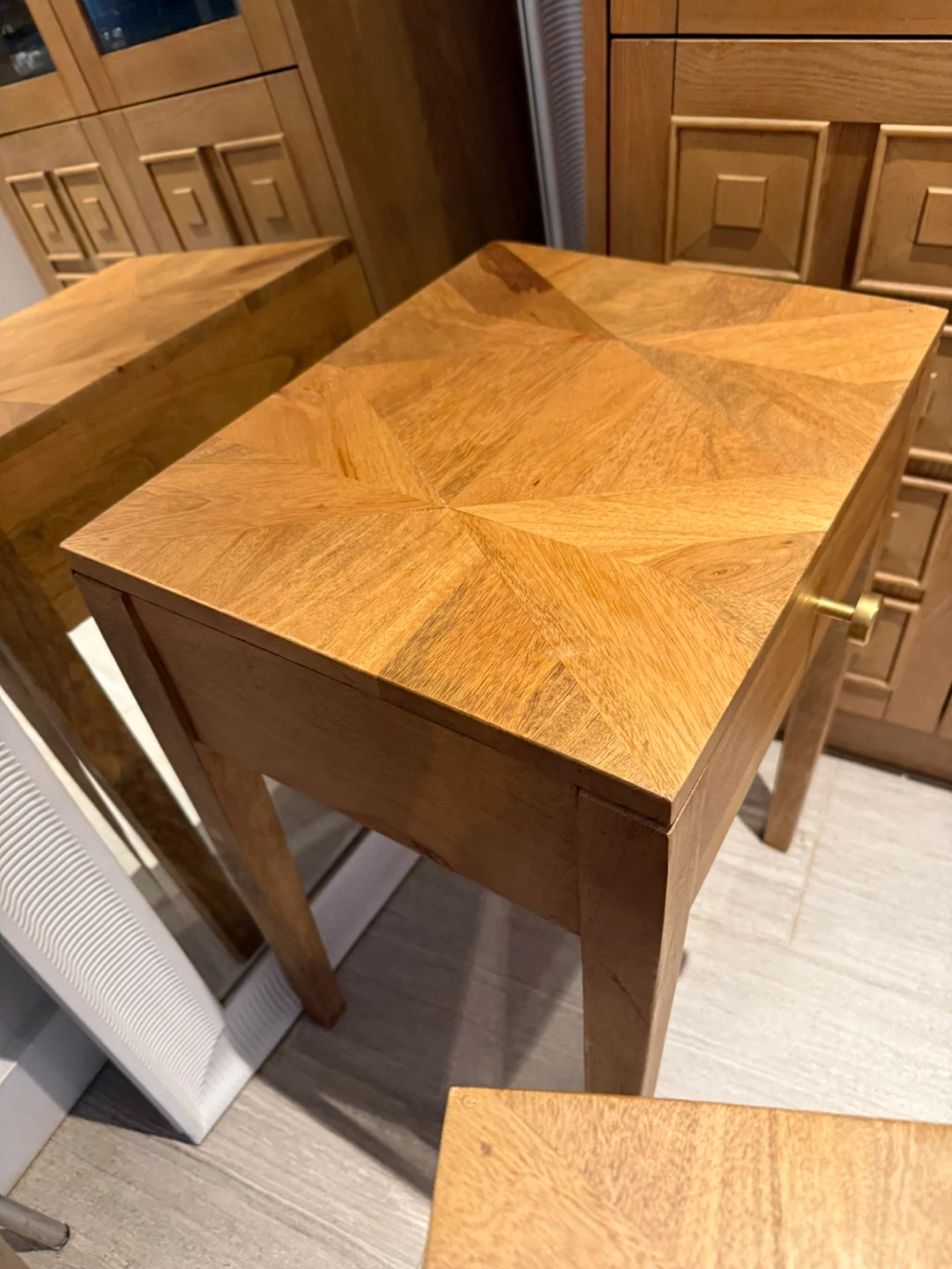 Set of Two Wooden End Tables - photo 4
