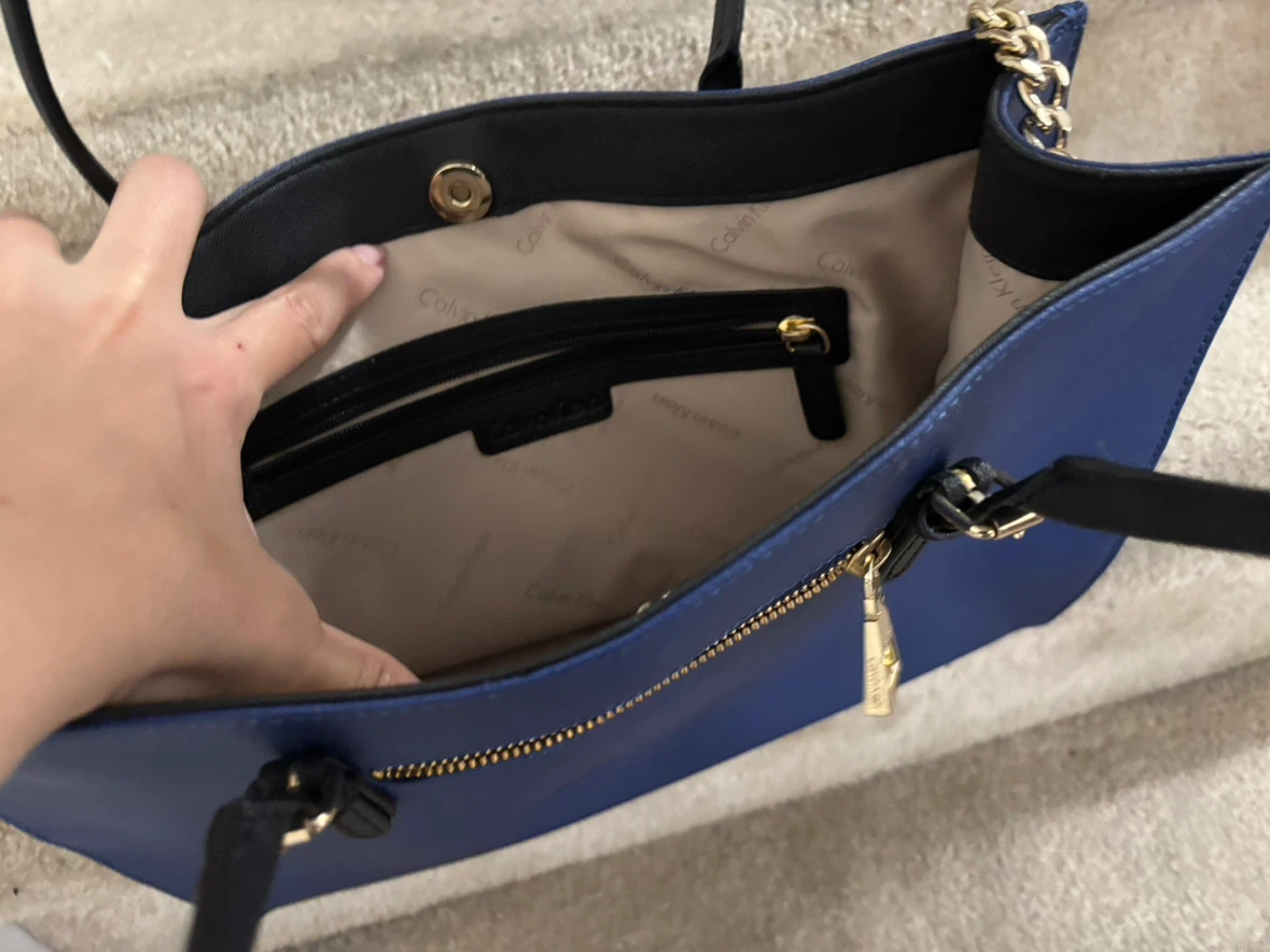 Calvin Klein Blue Saffiano Leather Tote Bag - photo 4