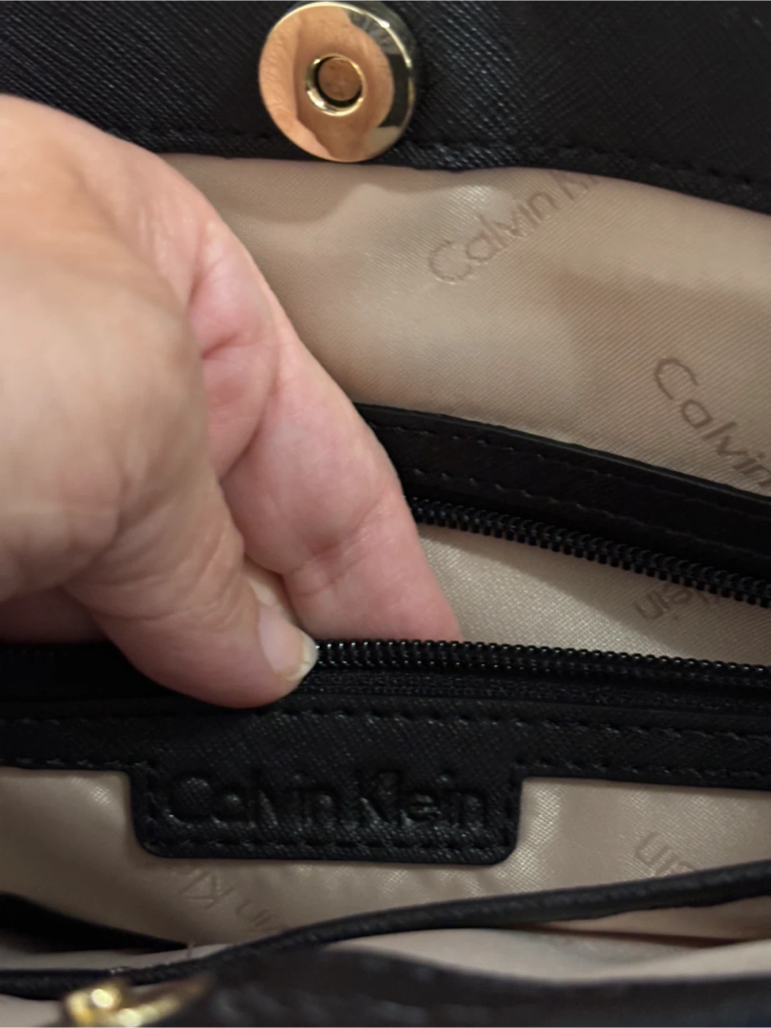 Calvin Klein Blue Saffiano Leather Tote Bag - photo 5