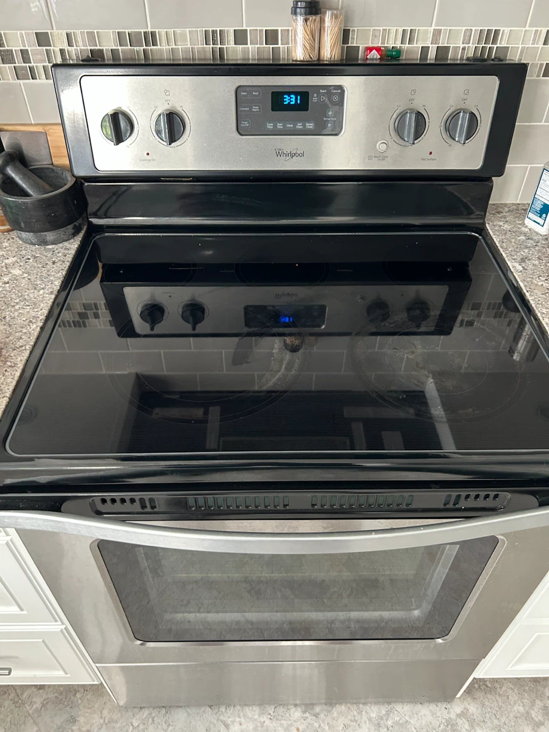 Whirlpool Electric Stove - photo 2