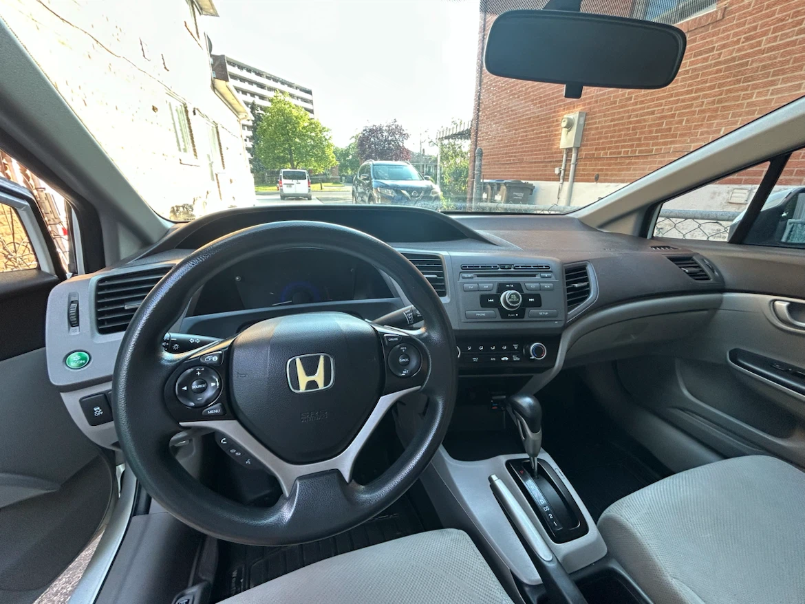 White Honda Civic Sedan - photo 4