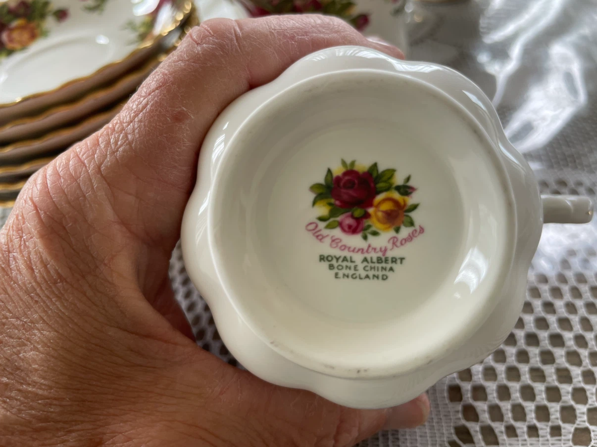 Royal Albert Old Country Roses Tea Set - photo 4